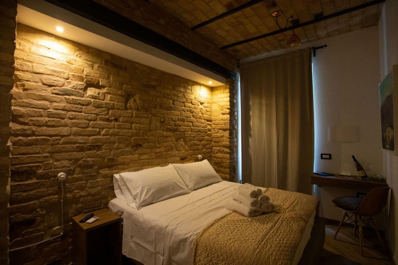 Al 54 Accommodation San Benedetto del Tronto Exterior photo